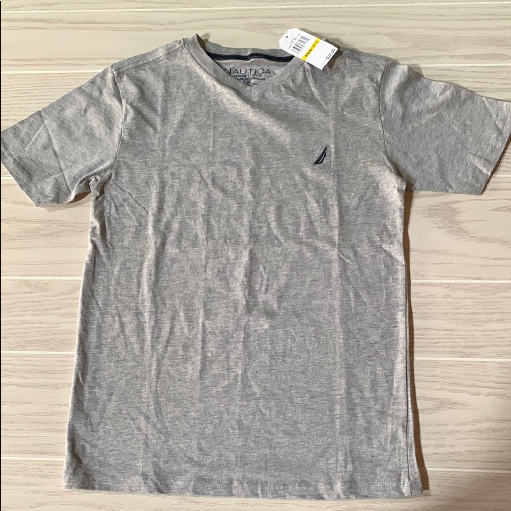 Nautica Boys Size medium 10-12 Gray Short Sleeve Tshirt‎ NWT